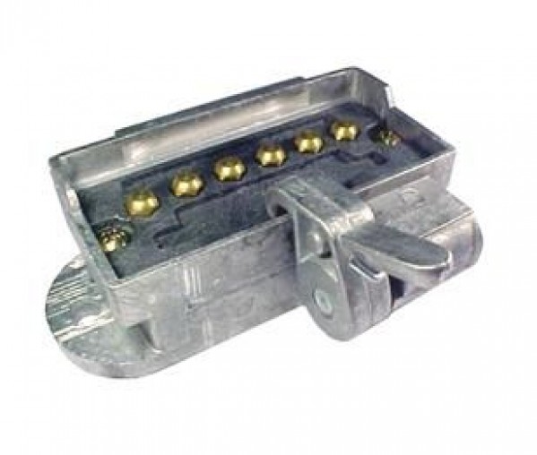 Tomada Quadr Femea 07-polo Eletr A3=1332 (p/carreta)